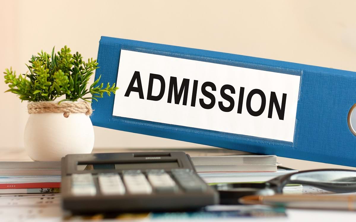 Dowen College admissions and enrollment